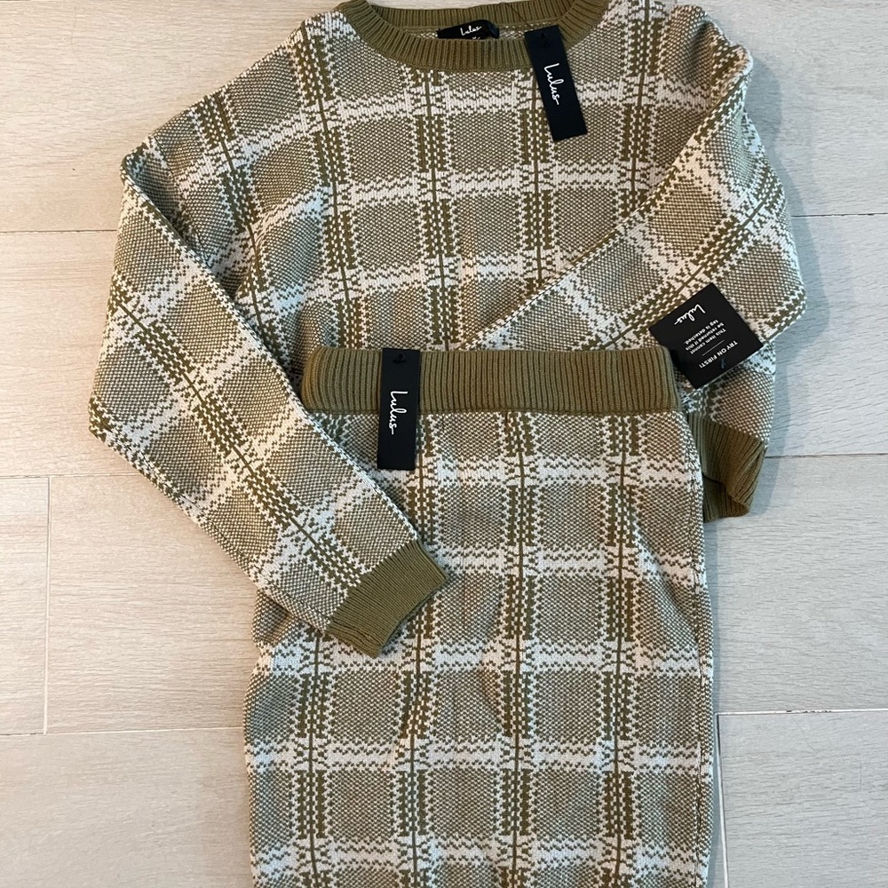 Lulus matching sweater set! Sweater with skirt.